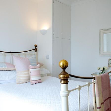 Bed and Breakfast Onefifty à Cowes  Extérieur photo